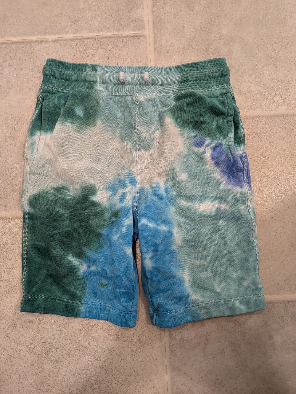Boy's Gap Kids Sweat Shorts, size 8